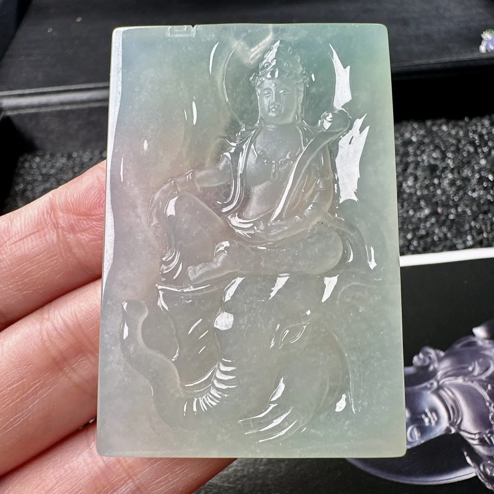 【冰种普贤菩萨】种老质地细腻，冰润纯净，光感好，雕工精美，是生肖龙、蛇的守护神