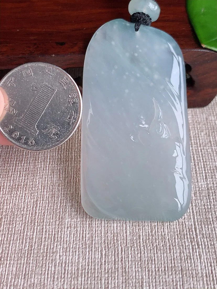 a货翡翠老坑冰种无相观音吊坠 尺寸59×30.8×5mm 重量28.05g 0619