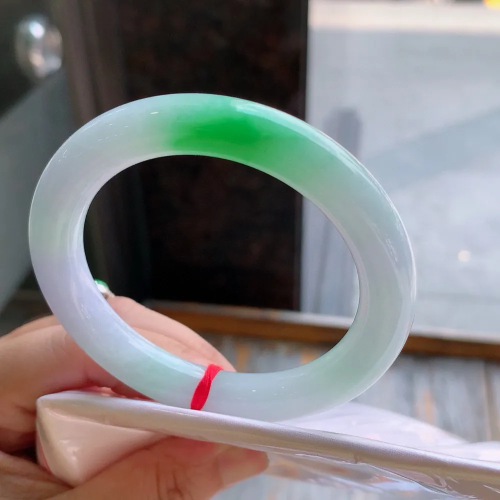 圆条冰糯春彩 一丝石纹无碍 尺寸:57.1/10.2 超美