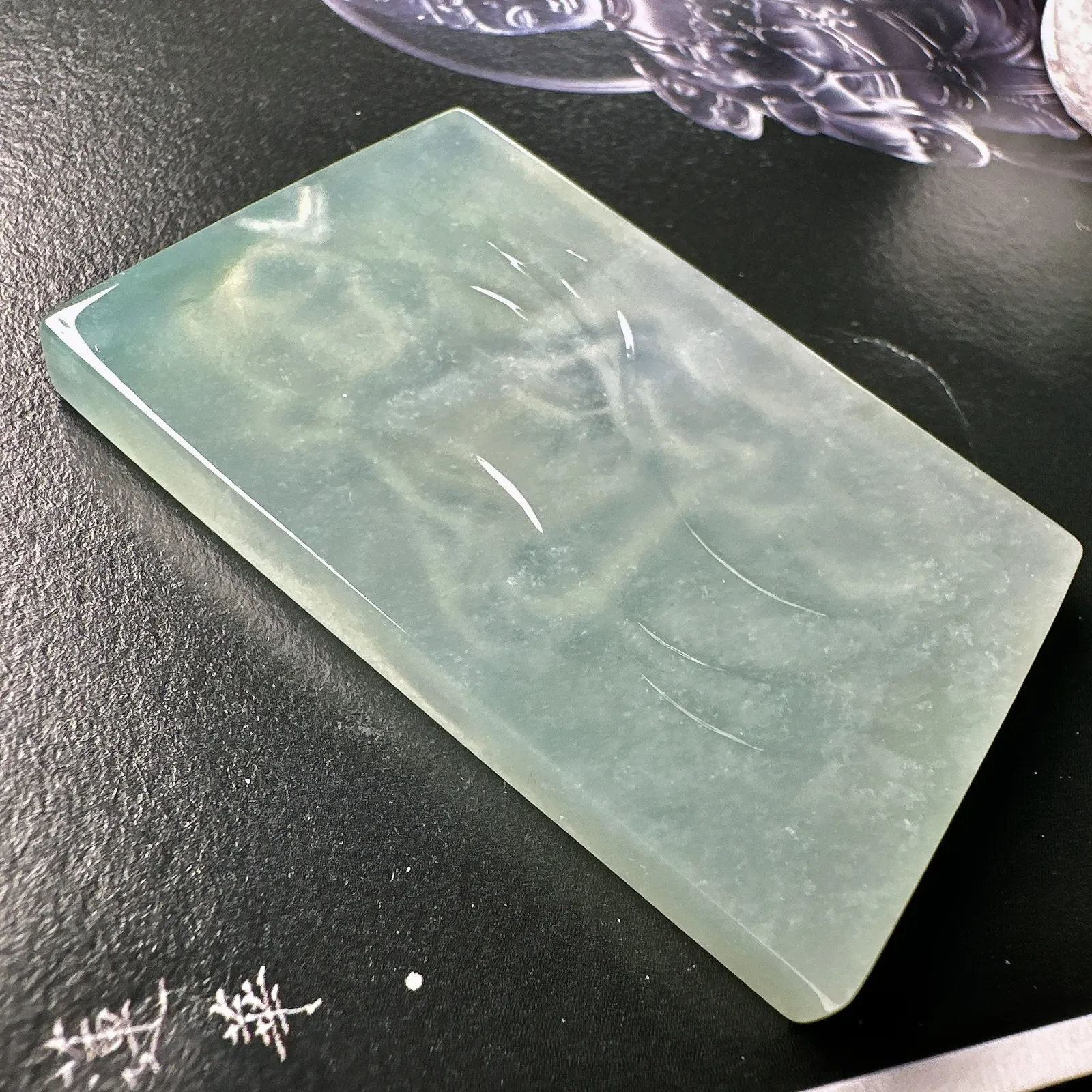 【冰种普贤菩萨】种老质地细腻，冰润纯净，光感好，雕工精美，是生肖龙、蛇的守护神