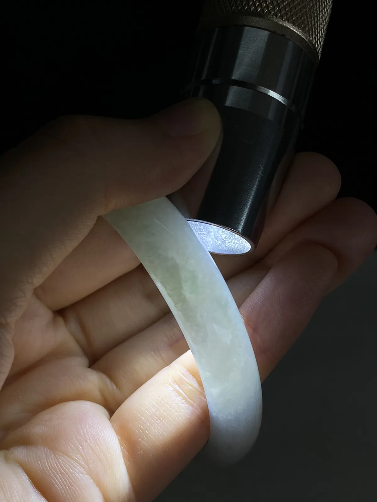贵妃镯51.2圈口，翡翠手镯