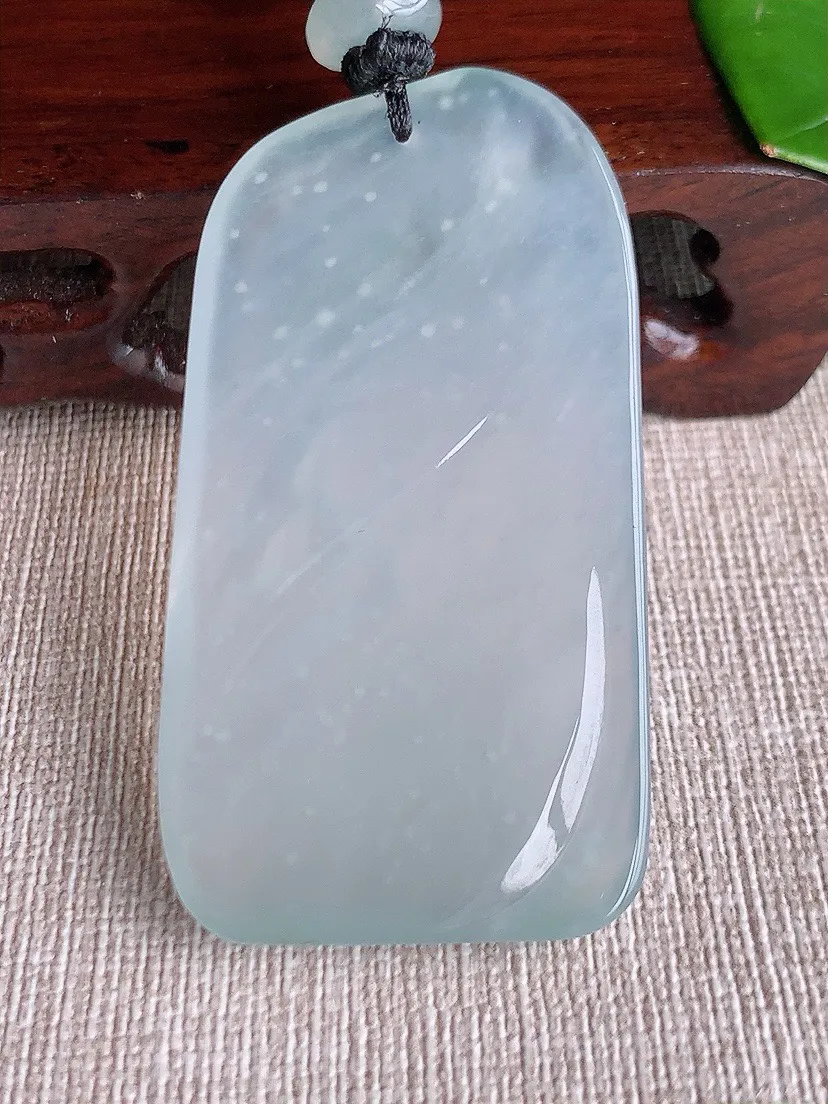 a货翡翠老坑冰种无相观音吊坠 尺寸59×30.8×5mm 重量28.05g 0619