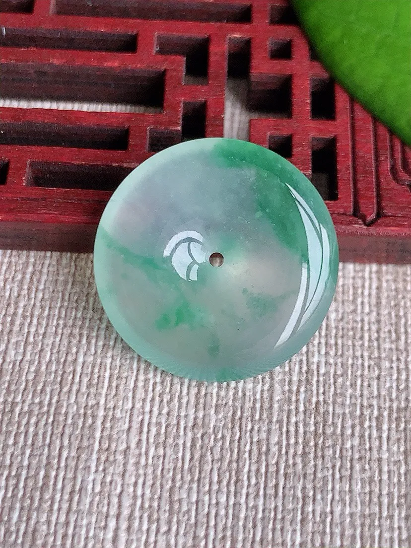 a货翡翠老坑冰种飘花平安扣吊坠 尺寸22.8×5mm 重量5.50g 0619