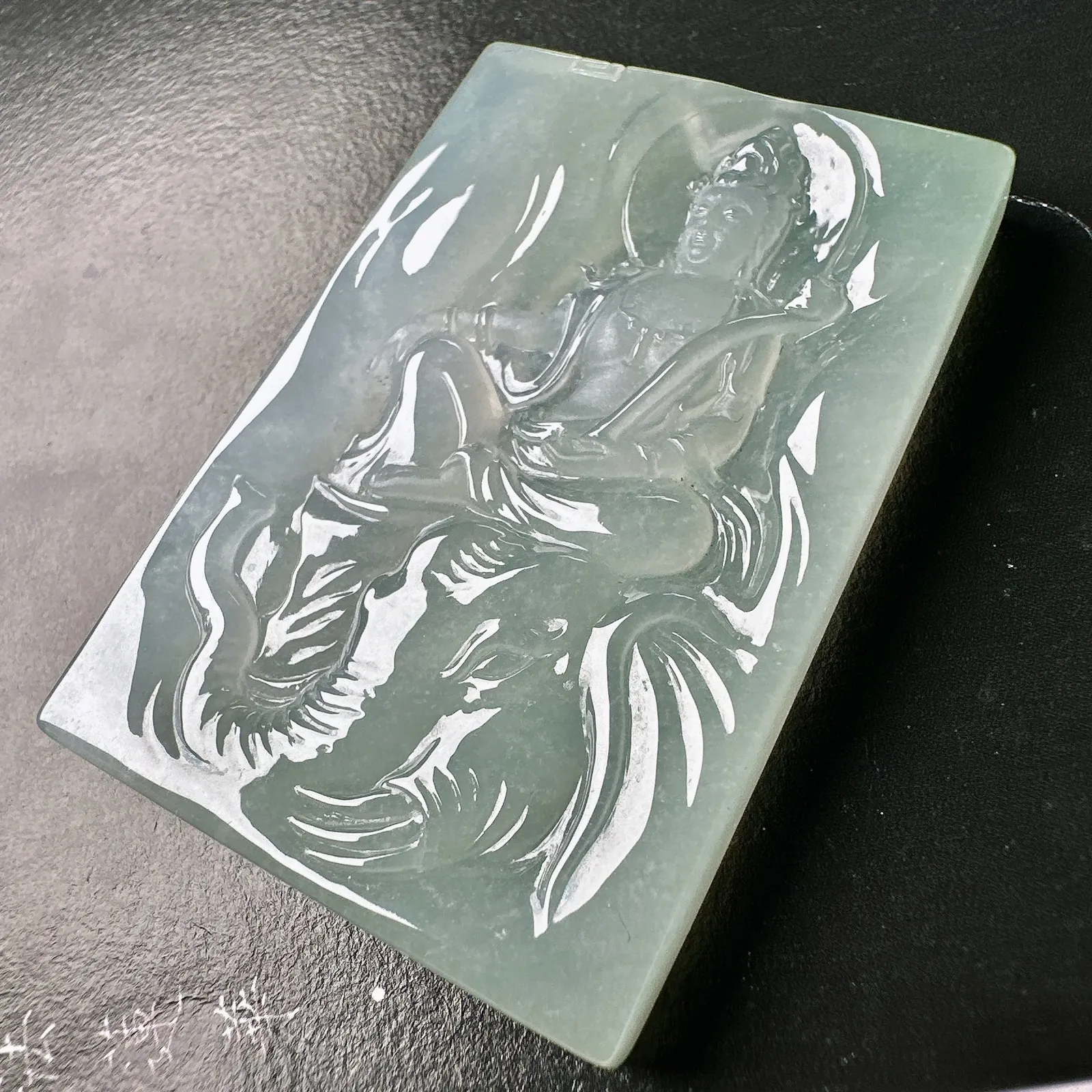 【冰种普贤菩萨】种老质地细腻，冰润纯净，光感好，雕工精美，是生肖龙、蛇的守护神