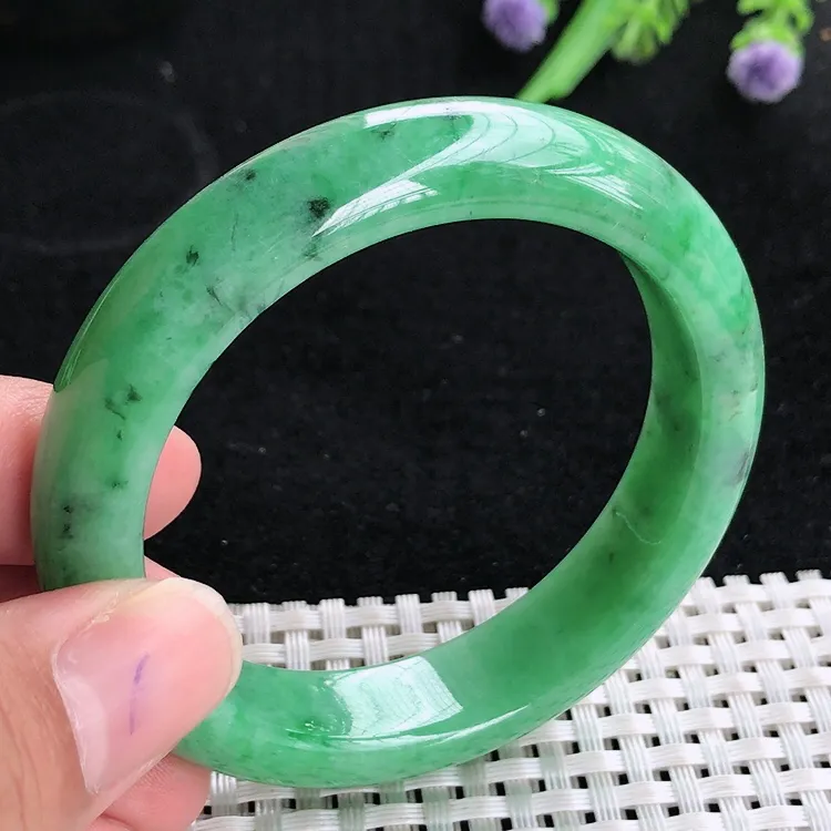 自然光53/12.8/8.3老坑精美温润满绿手镯翡翠玉镯美人镯