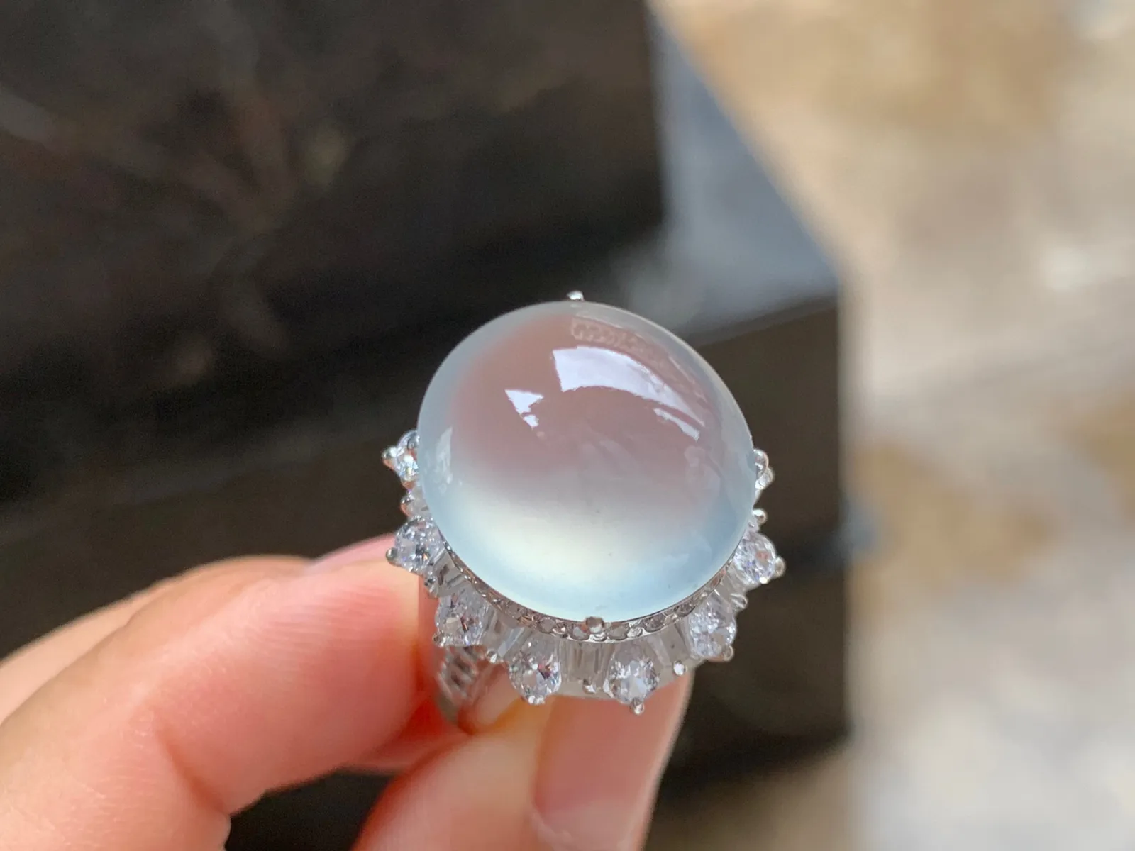 白冰戒面 冰透起光 纯净无暇 饱满 铜托