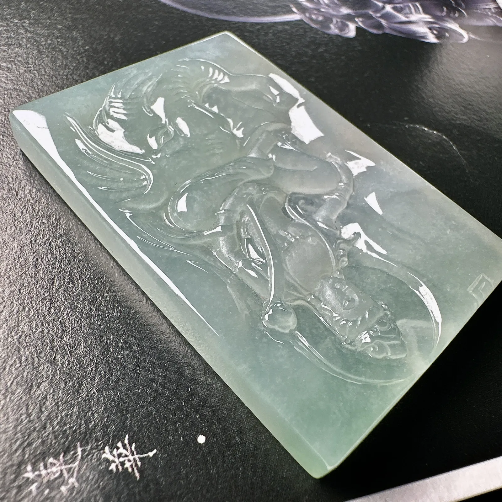 【冰种普贤菩萨】种老质地细腻，冰润纯净，光感好，雕工精美，是生肖龙、蛇的守护神