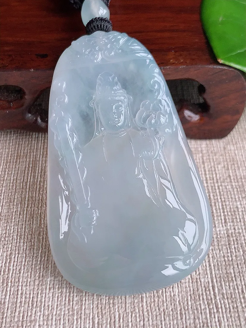 a货翡翠老坑冰种白月光虚空藏菩萨吊坠 尺寸60×35.5×5.7mm 重量29.69g 0619