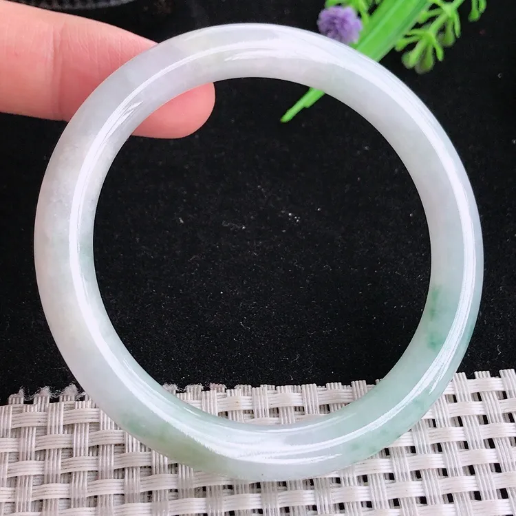 自然光55/8.2/8.3老坑秀气冰润飘花圆条手镯翡翠玉镯美人镯