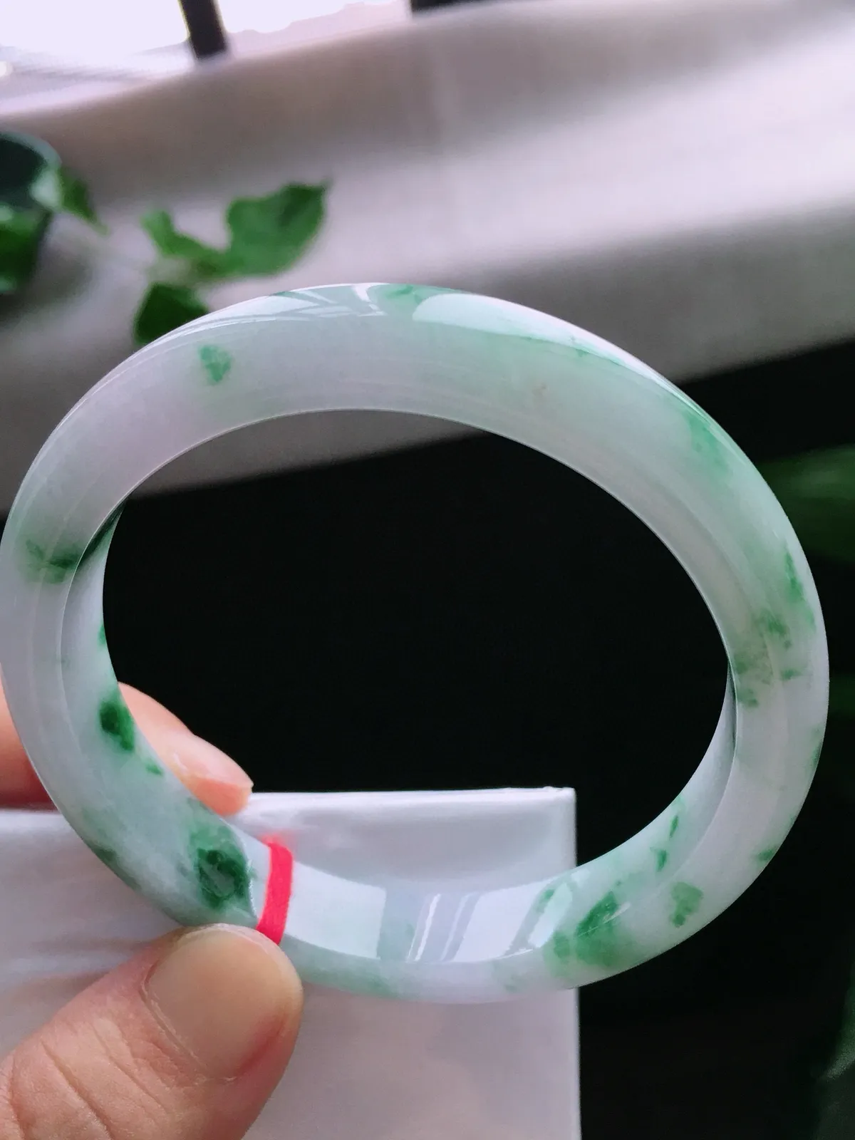 圈口62.5，正圈手镯，大圈口，飘花，玉质冰润，尺寸62.5-13-8mm