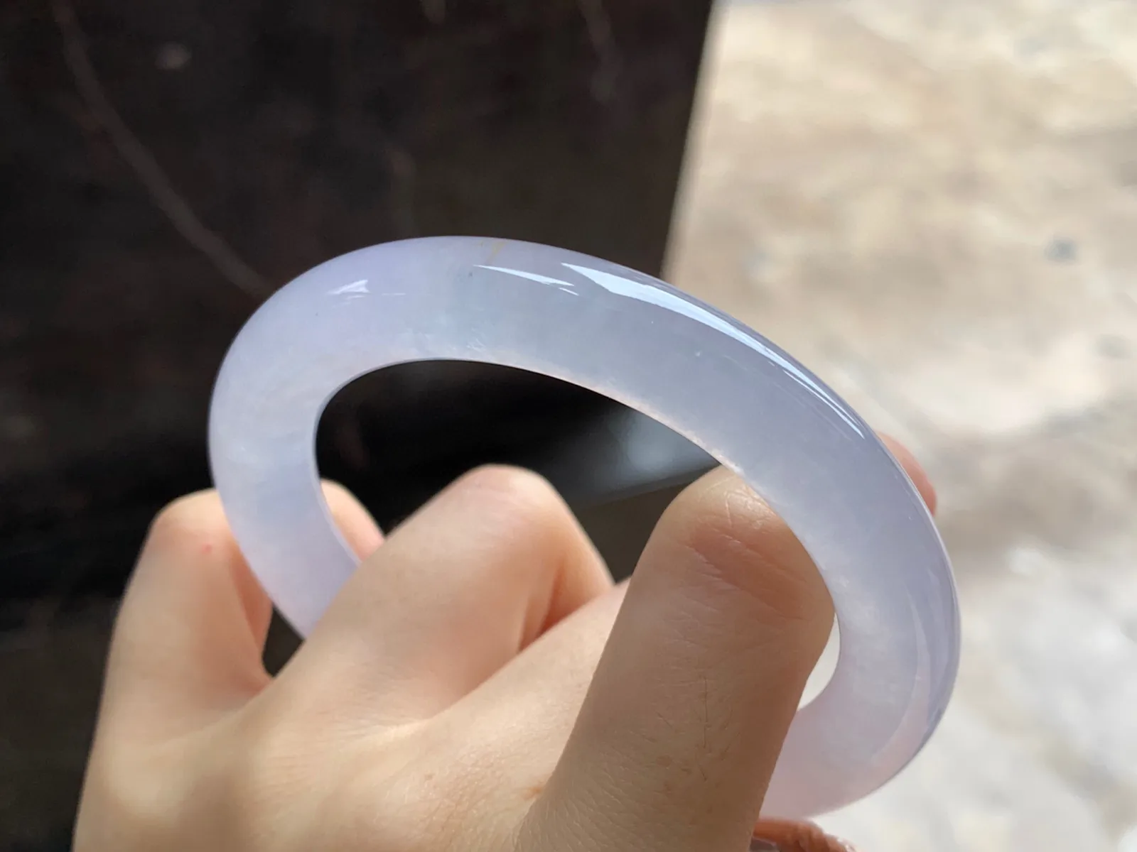 冰种圆条手镯
尺寸：55.8-9.8-10.3mm
冰味十足～整圈冰透