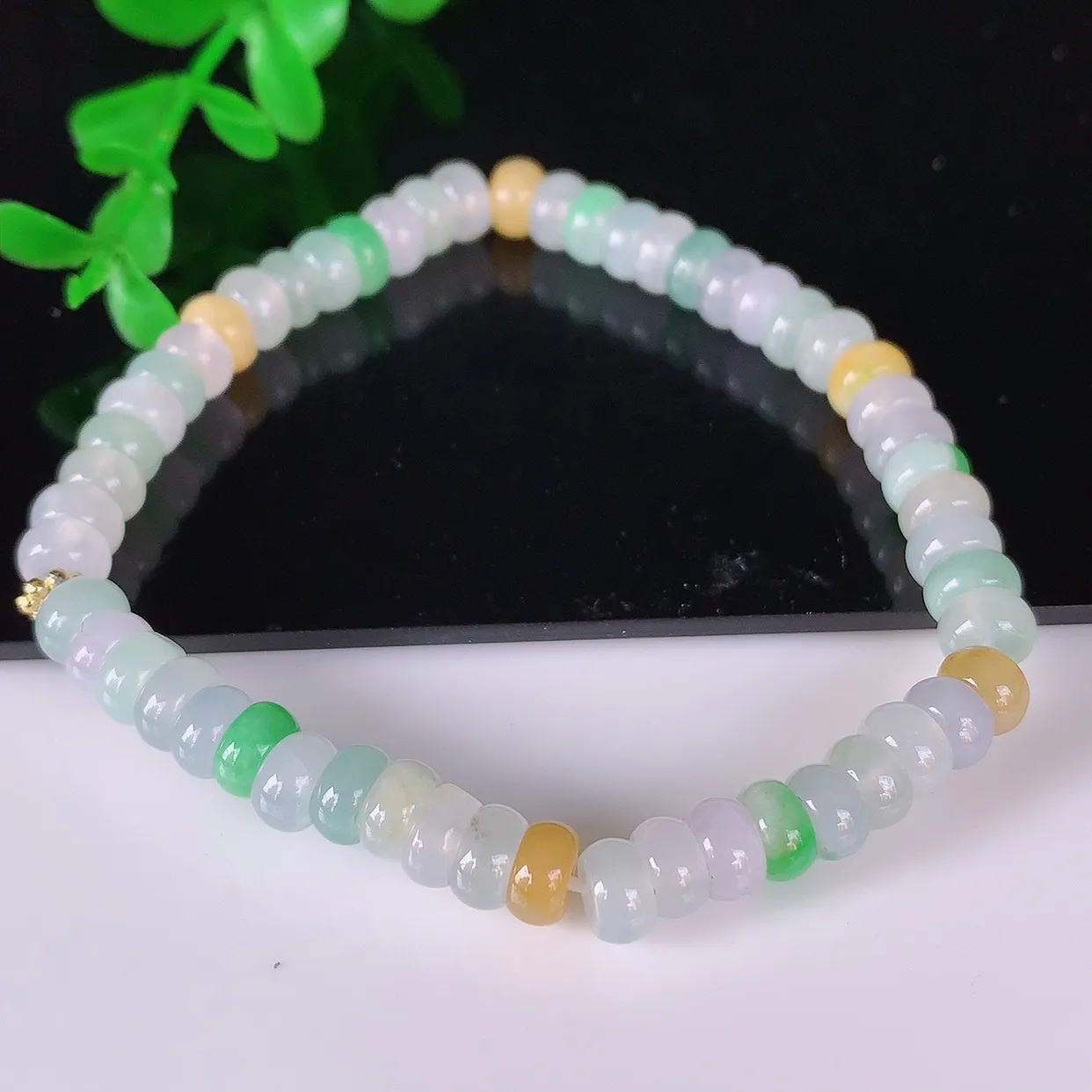 自然光实拍，冰润冰种多彩算盘珠翡翠手串手链，种老水足，冰清玉润  颜色漂亮  #46.19取一尺寸6*3mm