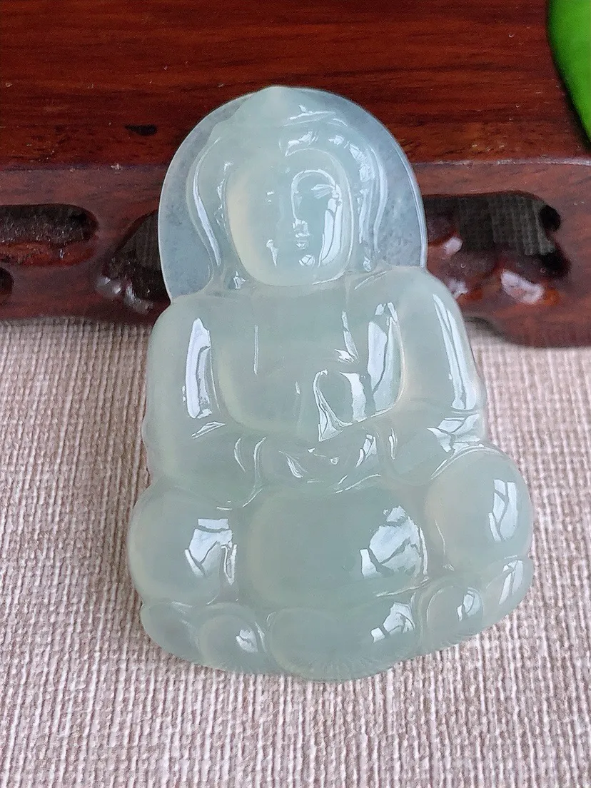a货翡翠老坑冰种晴水正装观音吊坠 尺寸53×35.2×5.3mm 重量16.17g 0620