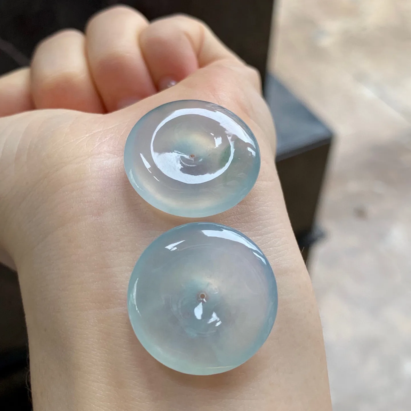 冰种平安扣 一对价
飘花的
种水的
性价比哦～