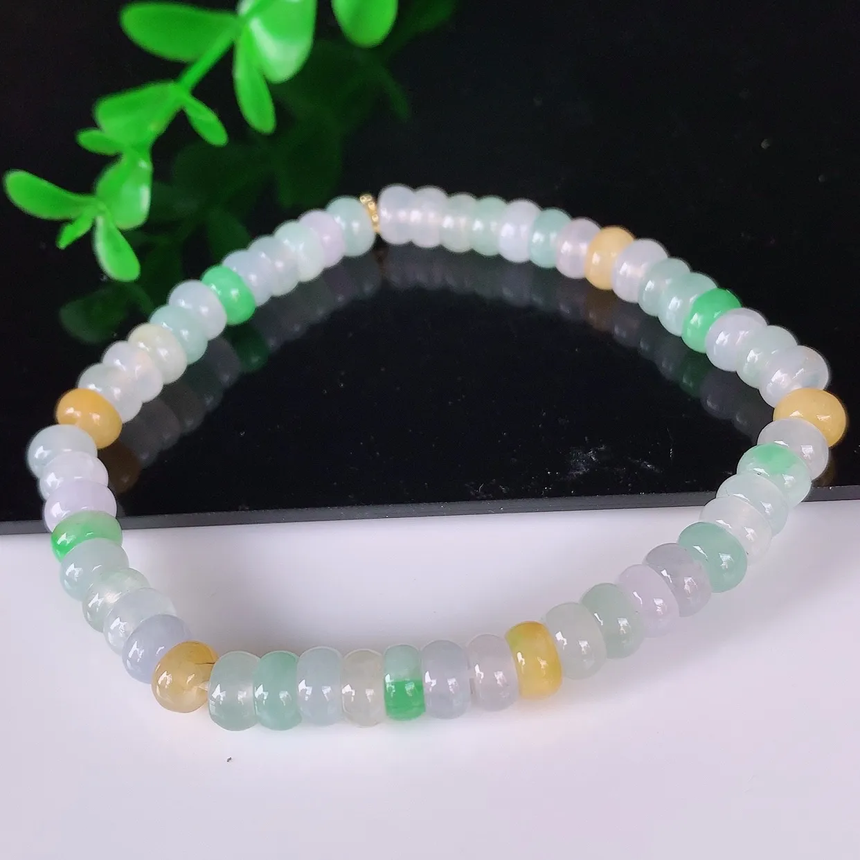 自然光实拍，冰润冰种多彩算盘珠翡翠手串手链，种老水足，冰清玉润  颜色漂亮  #46.19取一尺寸6*3mm
