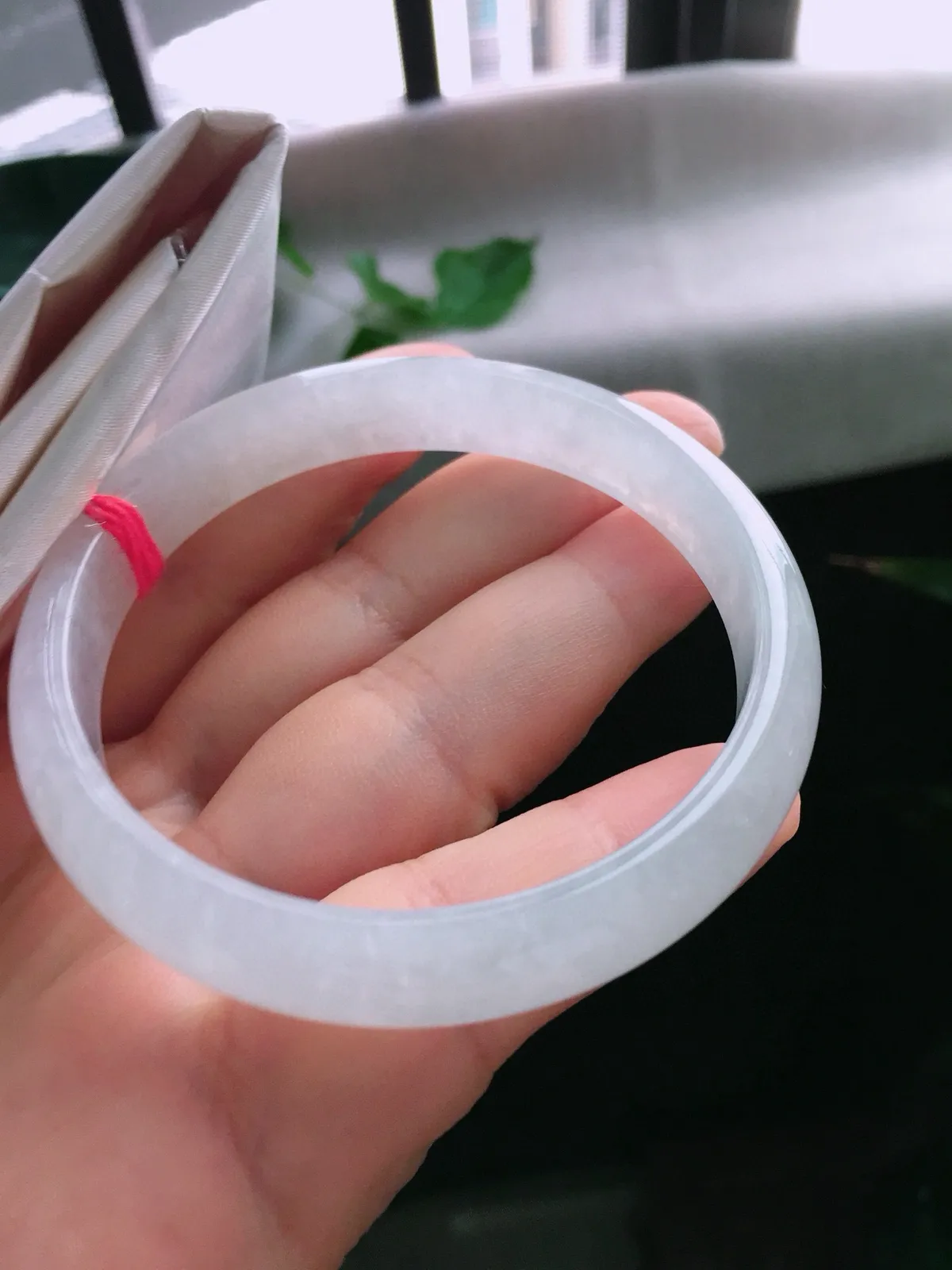 圈口60，正圈手镯，大圈口，白冰，玉质水润，尺寸60-11.7-6.3mm