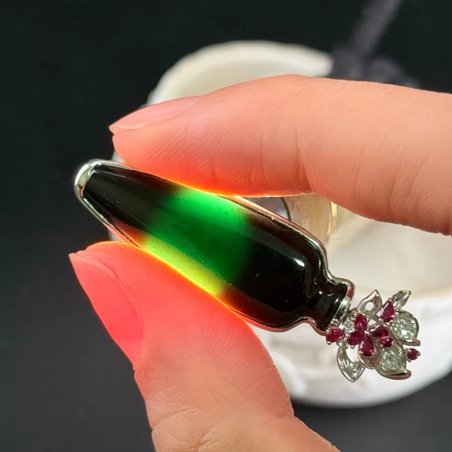 精品18k重金豪镶墨翠花瓶 寓意平安喜乐 花开富贵 尺寸44.8