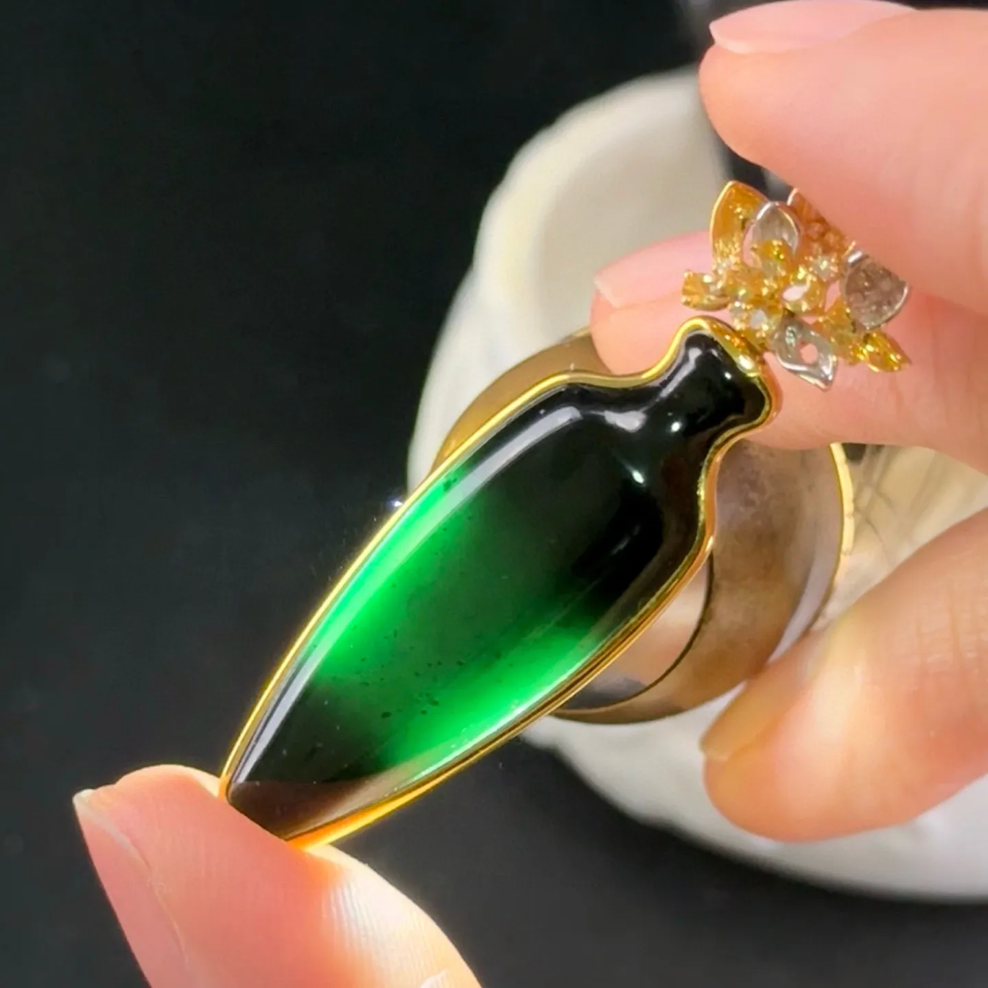 精品18k重金豪镶墨翠花瓶 寓意平安喜乐 花开富贵 尺寸45.2