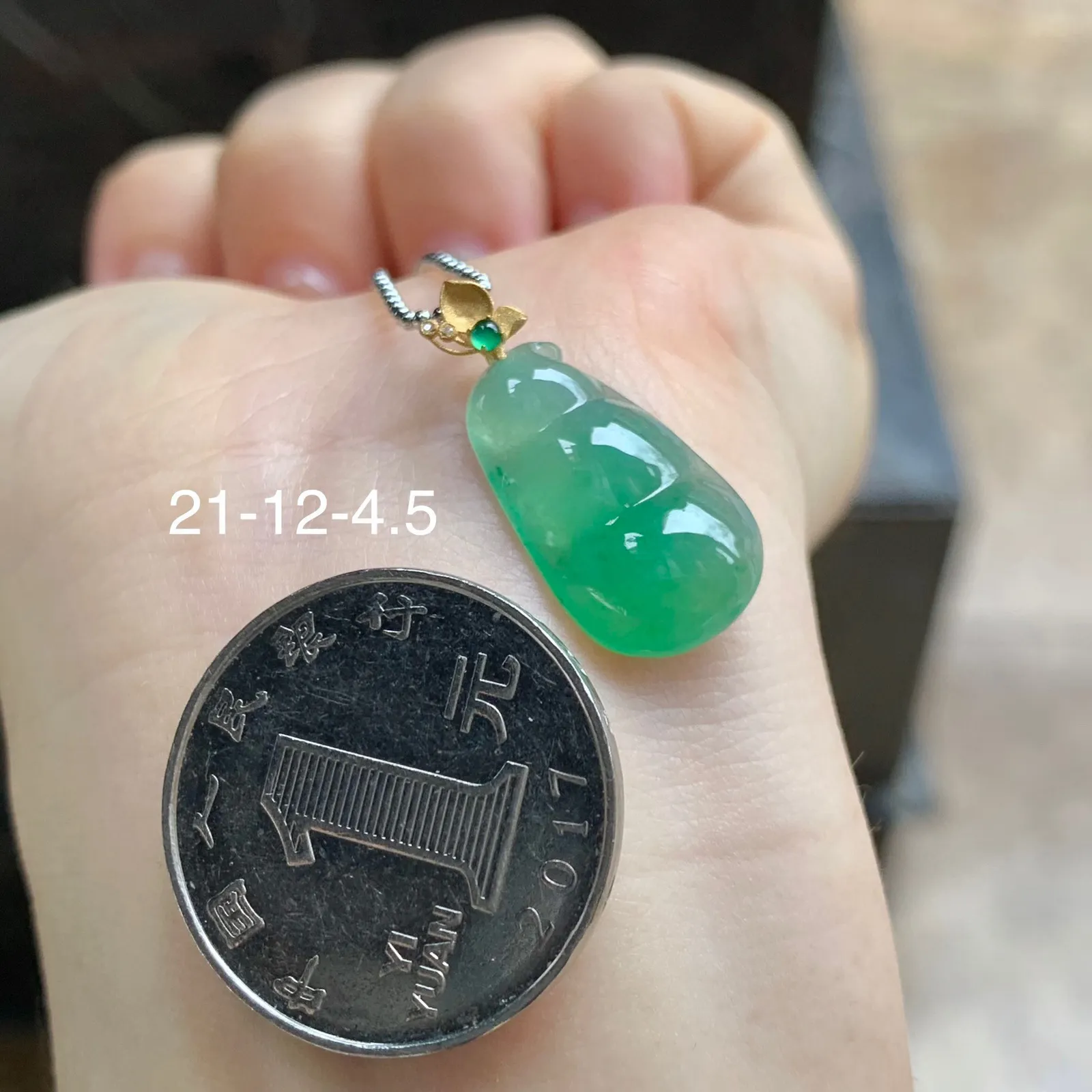 带色福豆
福气满满～金扣