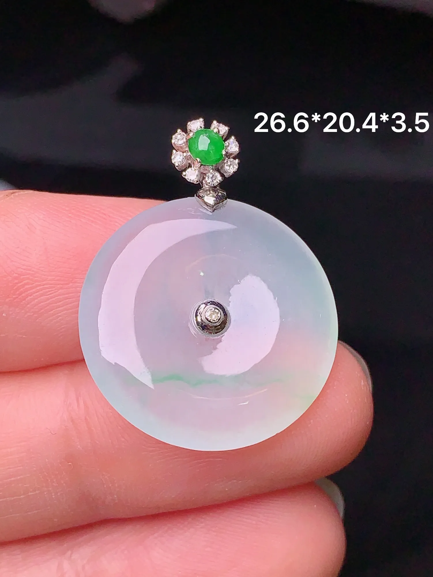 18k金钻镶嵌冰种平安扣吊坠 玉质细腻 水润亮眼  整体尺寸26.6*20.4*3.5