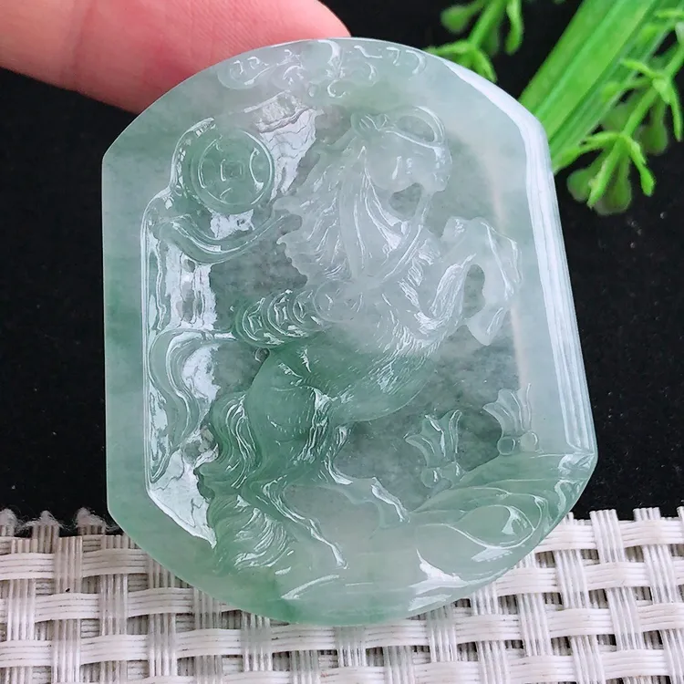 自然光51.27/43.5/5.8老坑冰胶果冻飘花生肖马牌吊坠玉石玉坠马上有钱挂件
