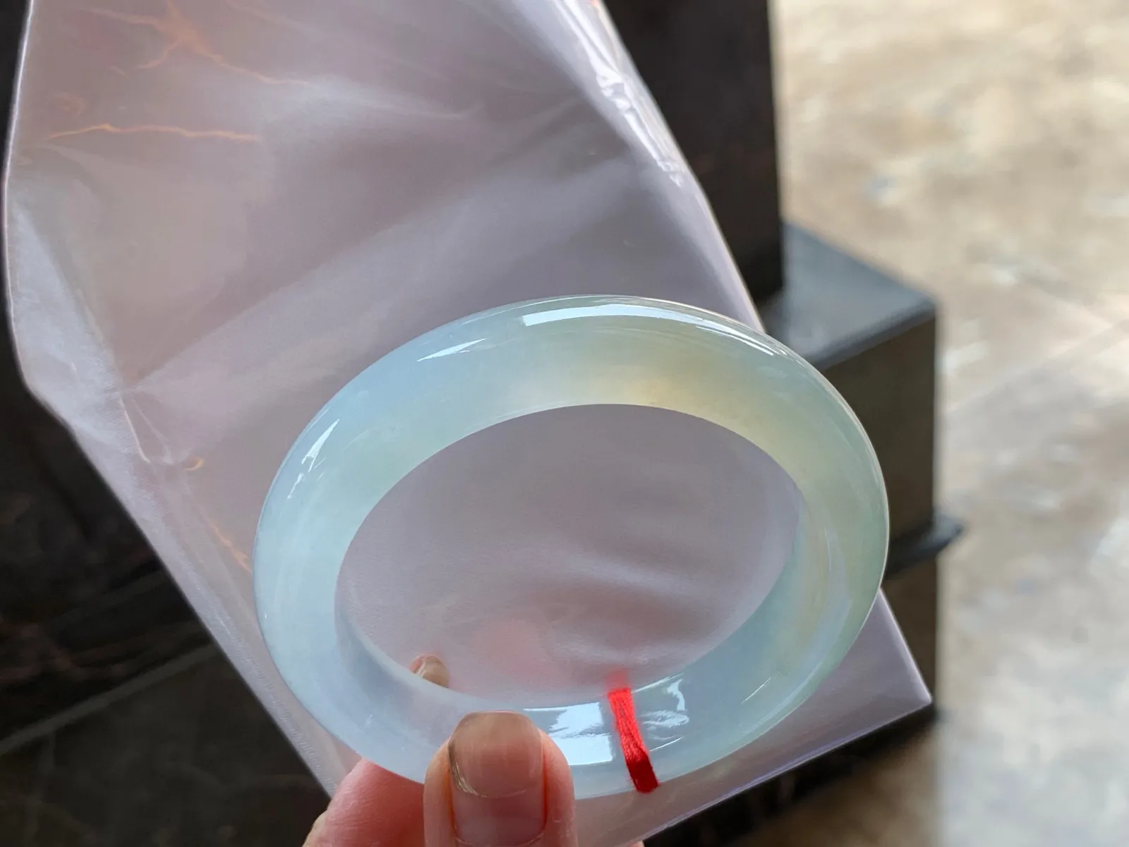 冰黄手镯
57.7/12/8.9mm