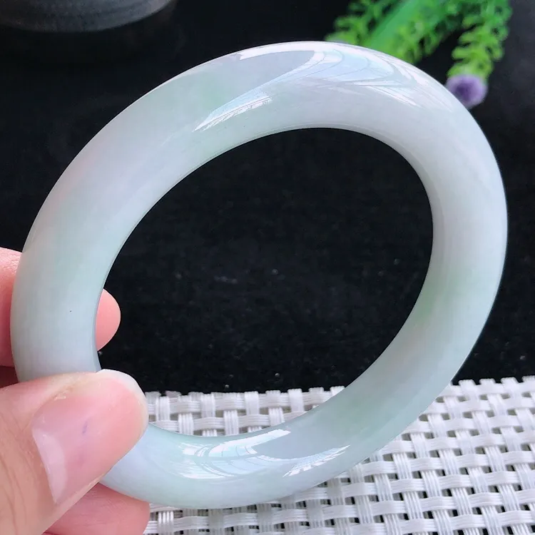 自然光56/11.8/11.2老坑油润水灵胖圆条手镯翡翠玉镯美人镯