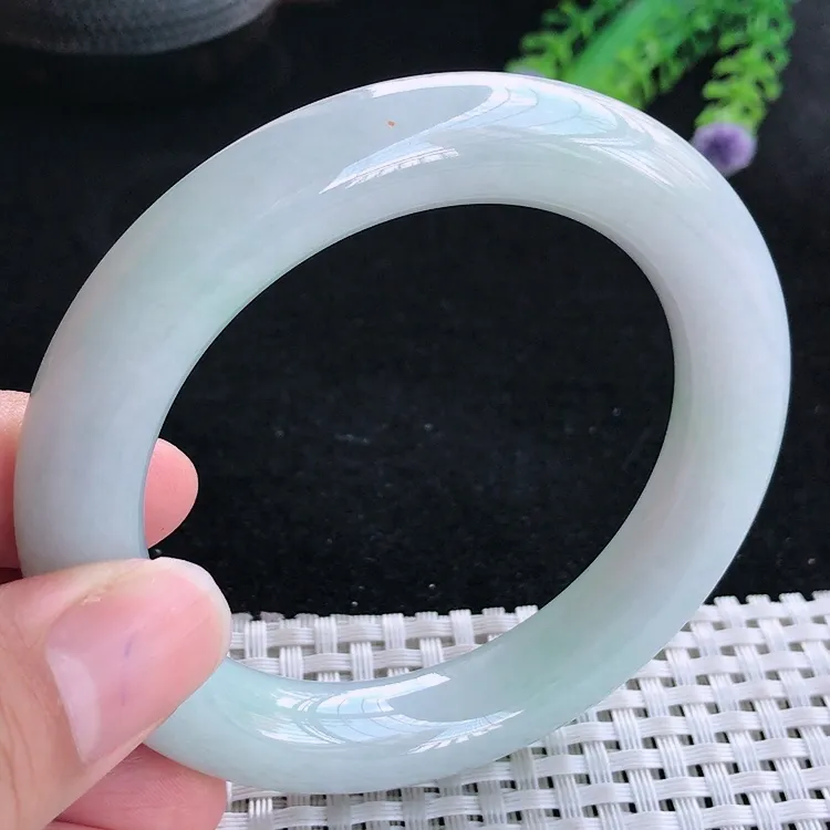 自然光56/11.8/11.2老坑油润水灵胖圆条手镯翡翠玉镯美人镯