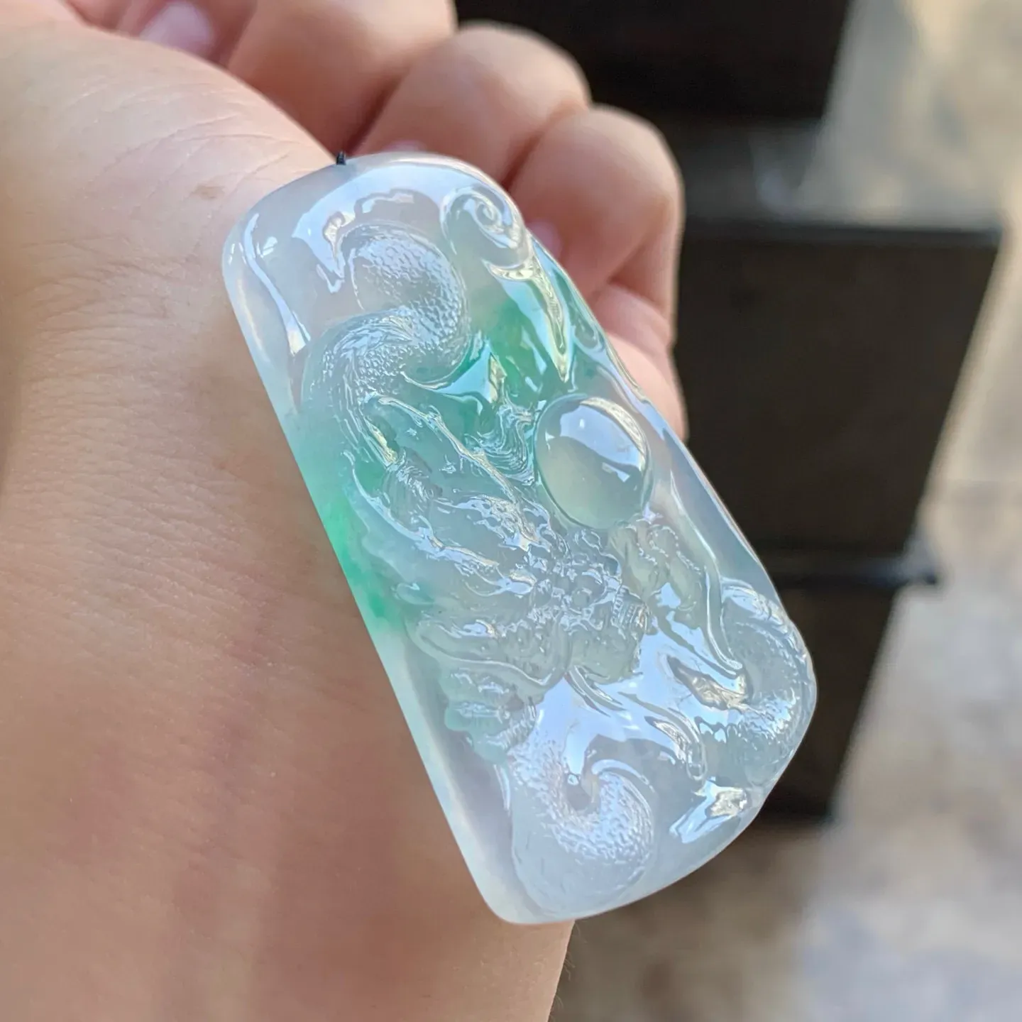 冰种带色龙牌
种好水足 清爽