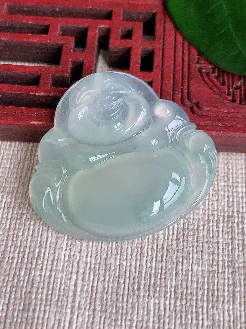 a货翡翠老坑冰种晴水佛公吊坠 尺寸30.6×32.8×5.7mm 重量8.96g 0621