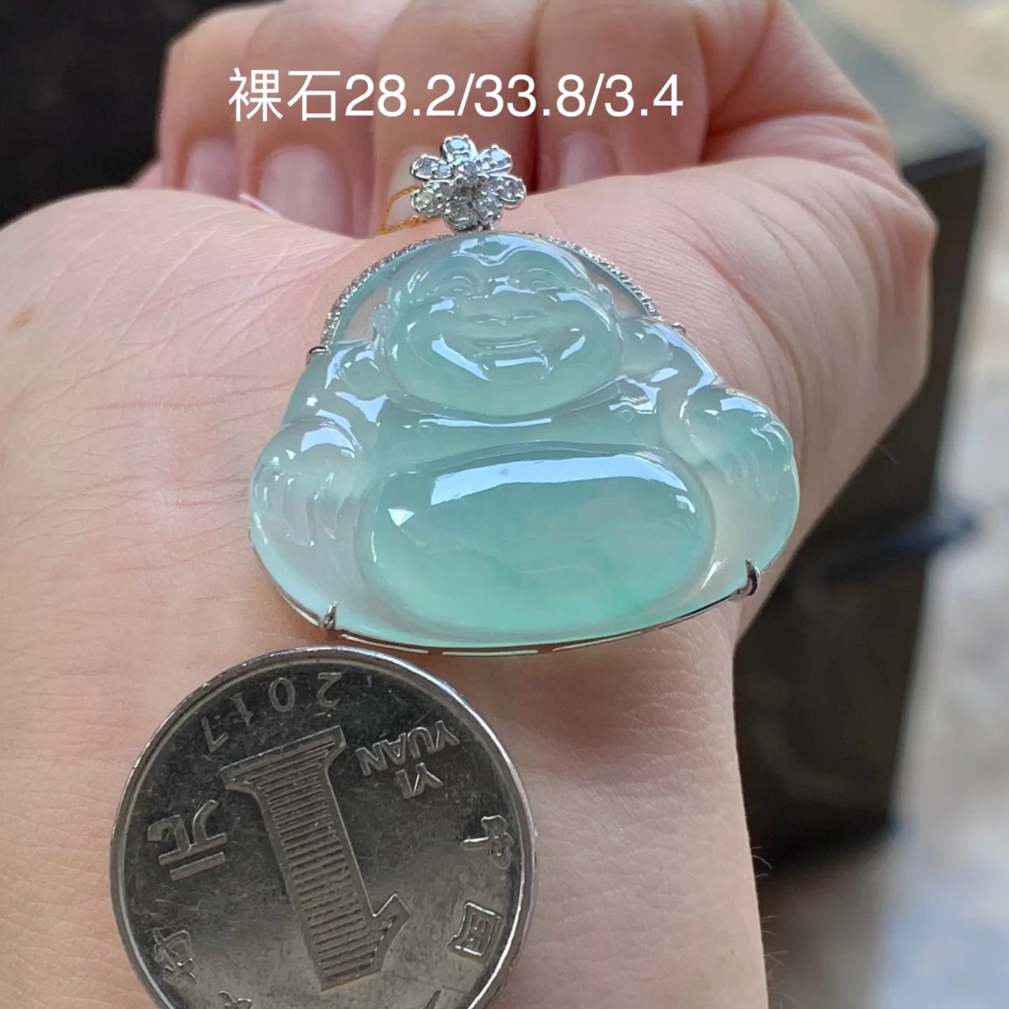 冰晴坐佛
真金镶嵌 精致