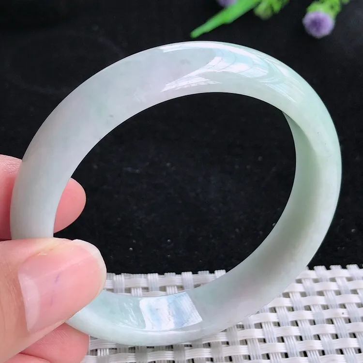 自然光54.5/12.8/7.2老坑温润浅绿手镯翡翠玉镯美人镯