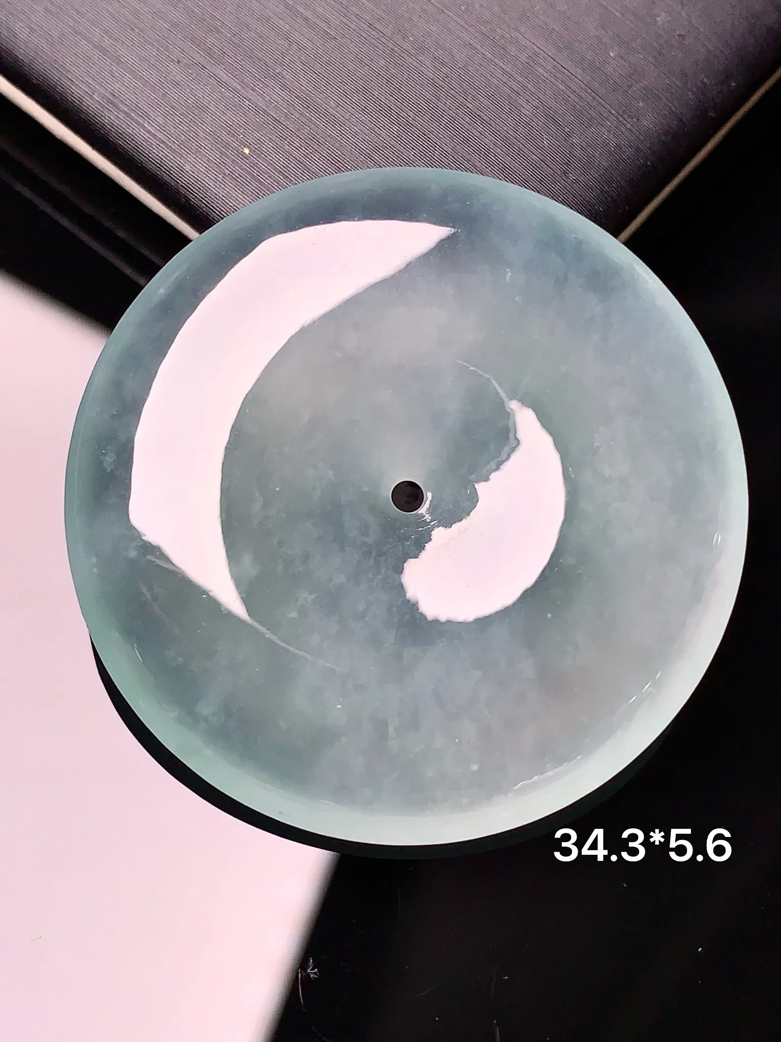 冰种平安扣吊坠 玉质细腻 水润亮眼 整体尺寸34.3*34.3*5.6