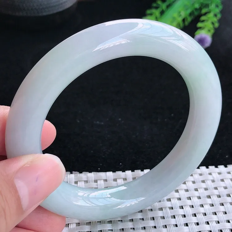 自然光56/11.8/11.2老坑油润水灵胖圆条手镯翡翠玉镯美人镯