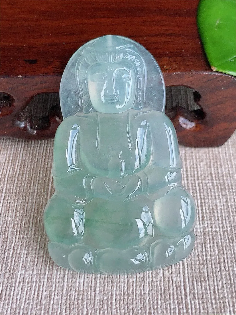 a货翡翠老坑冰种晴水正装观音吊坠 尺寸52.5×32.8×5.4mm 重量18.11g 0621