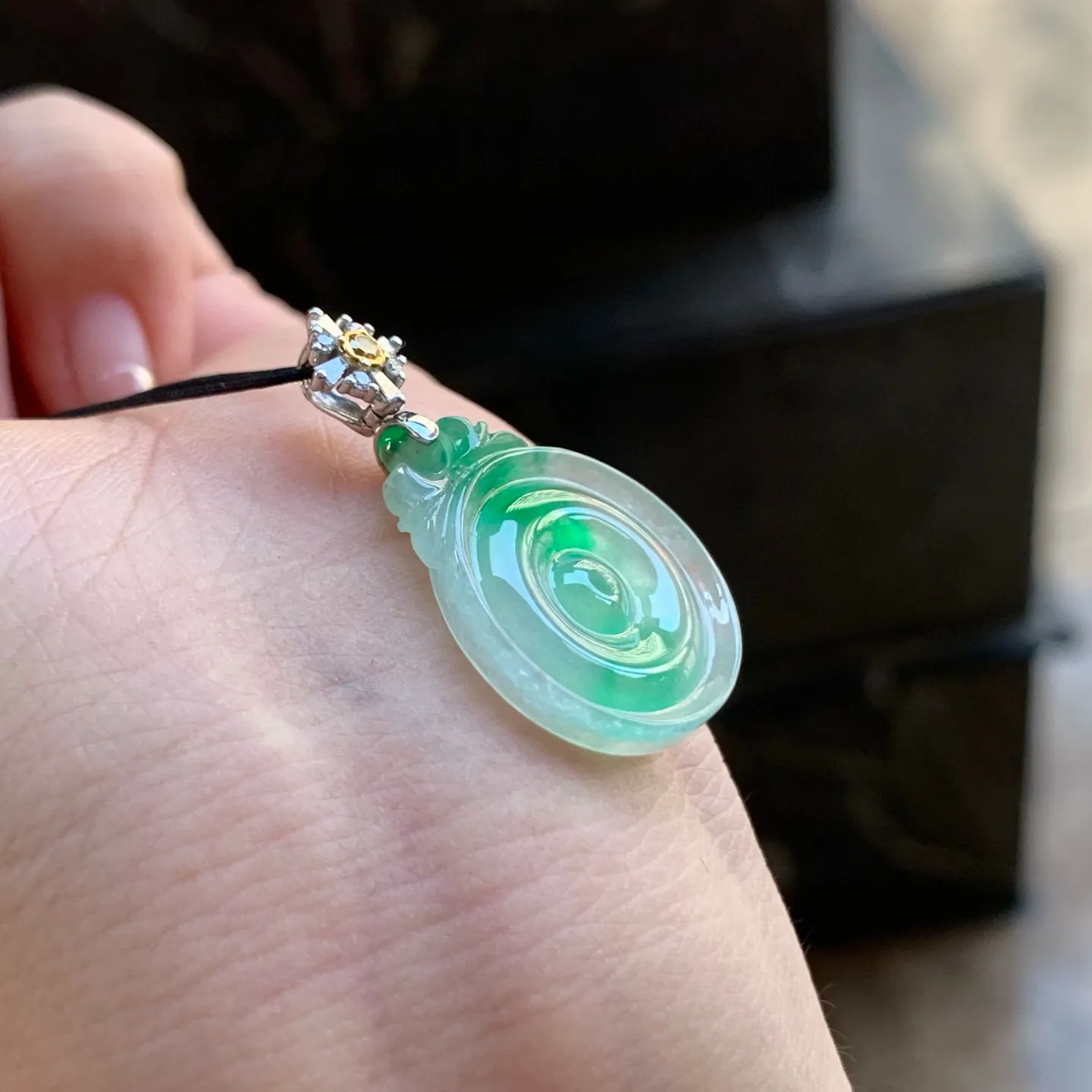 冰阳绿福在眼前
种好水足  金扣
