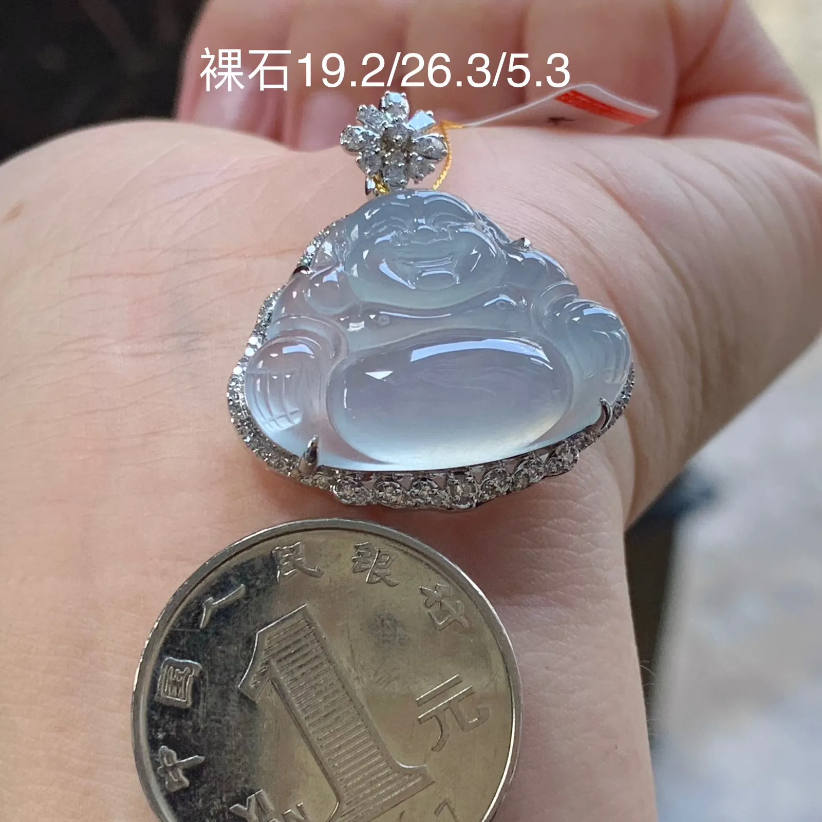 冰种坐佛
真金镶嵌 精致