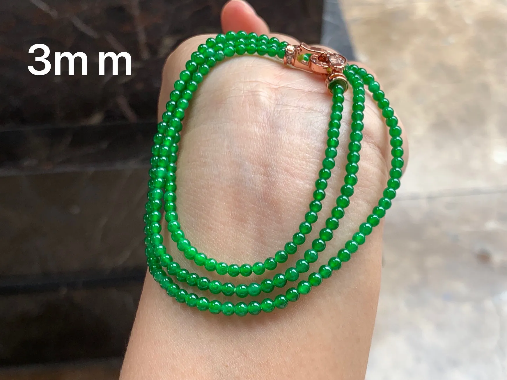 满色小米珠串 颜色辣绿 颗粒均匀 颗颗精选