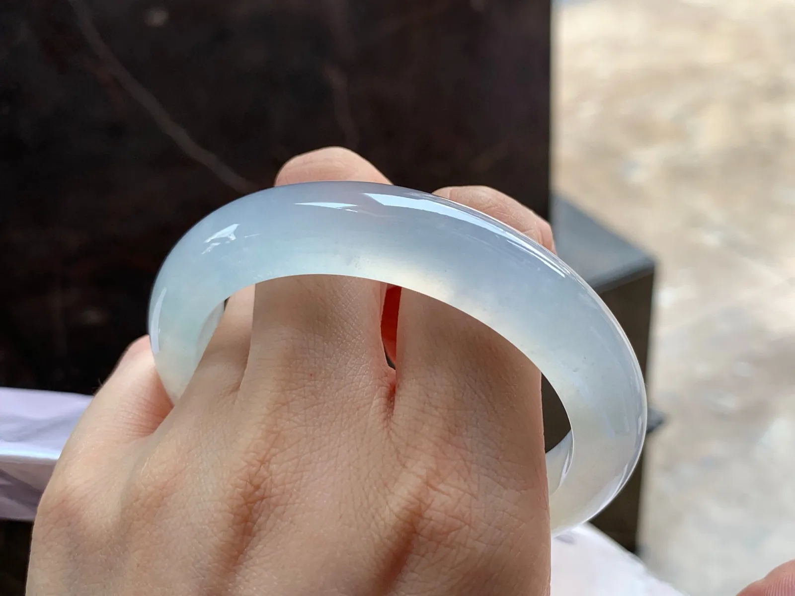 冰黄手镯
57.7/12/8.9mm