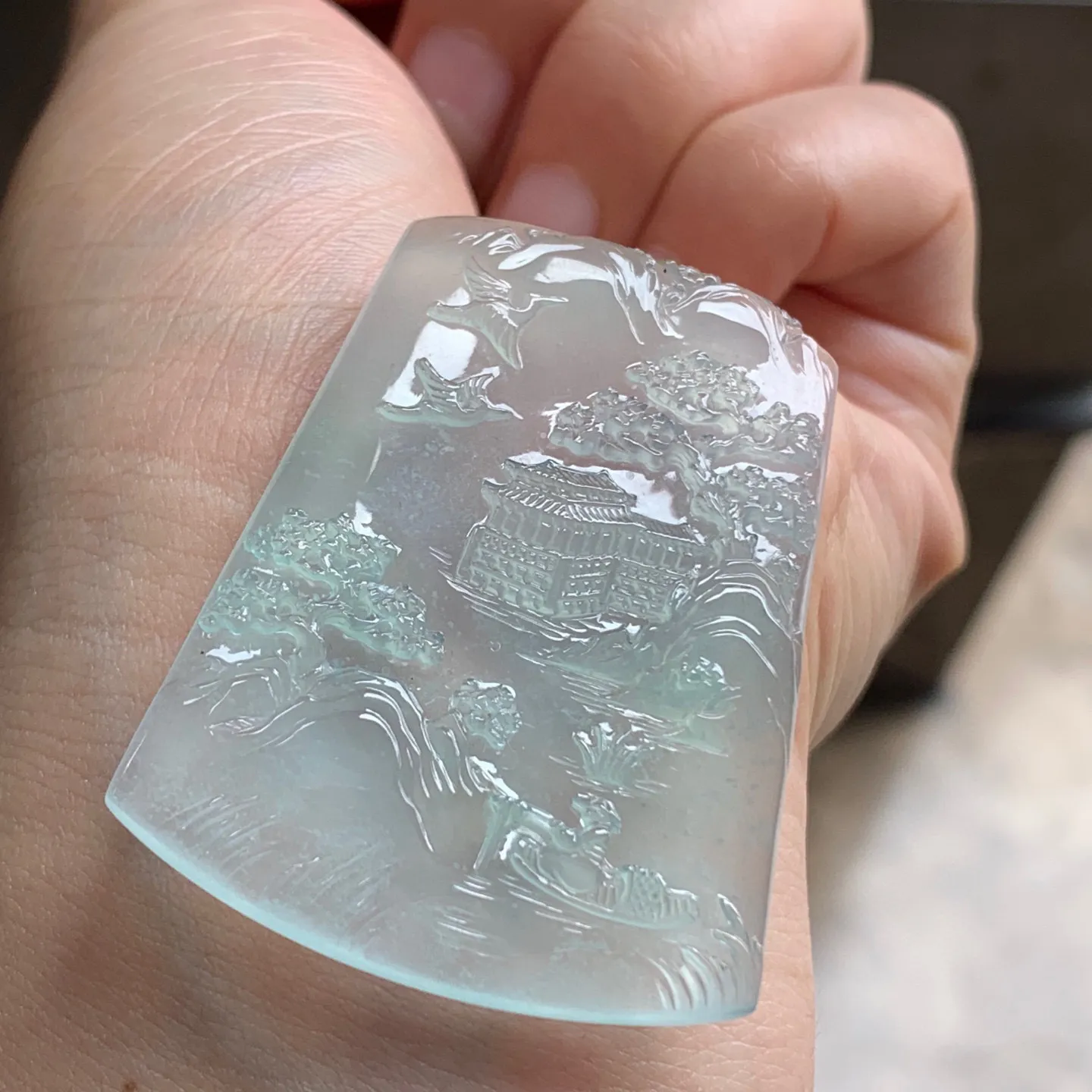 冰种山水牌
冰味十足，意境美
