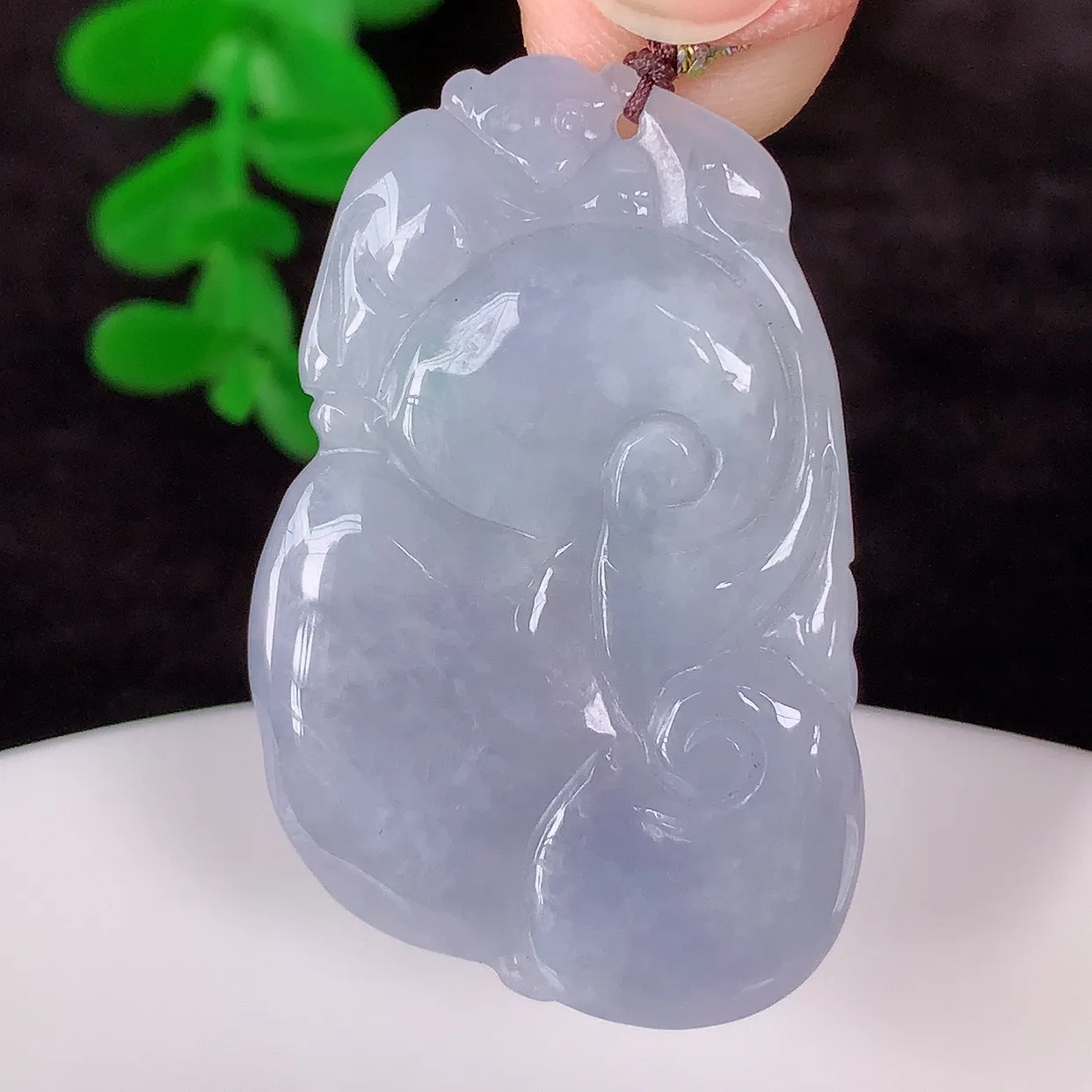自然光实拍，冰糯种紫罗兰翡翠如意吊坠，翡翠如意，上身效果非常美，饱满大气，工艺美，万事如意，如意一生 #51.21