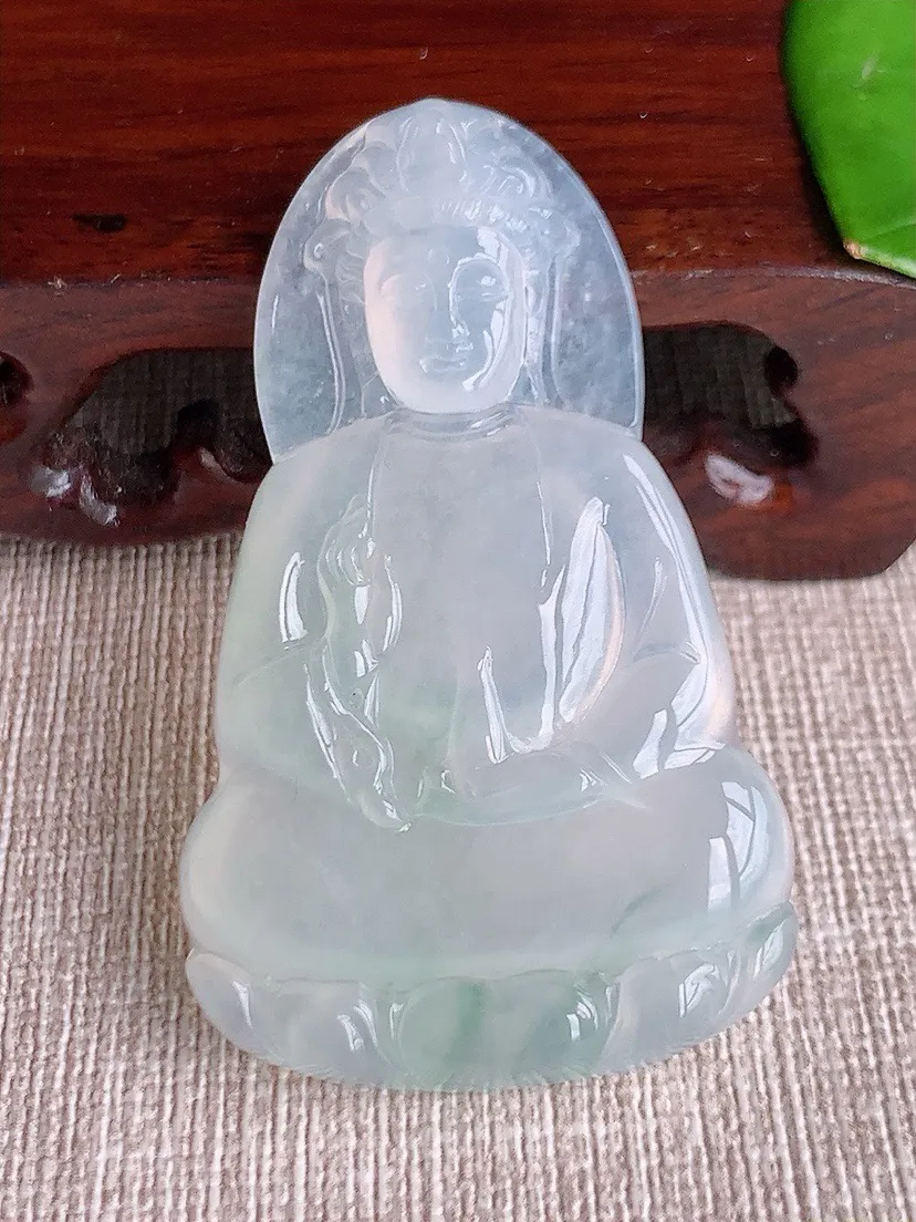 a货翡翠老坑冰种晴水素衣观音吊坠 尺寸53×32×5.3mm 重量17.68g 0622