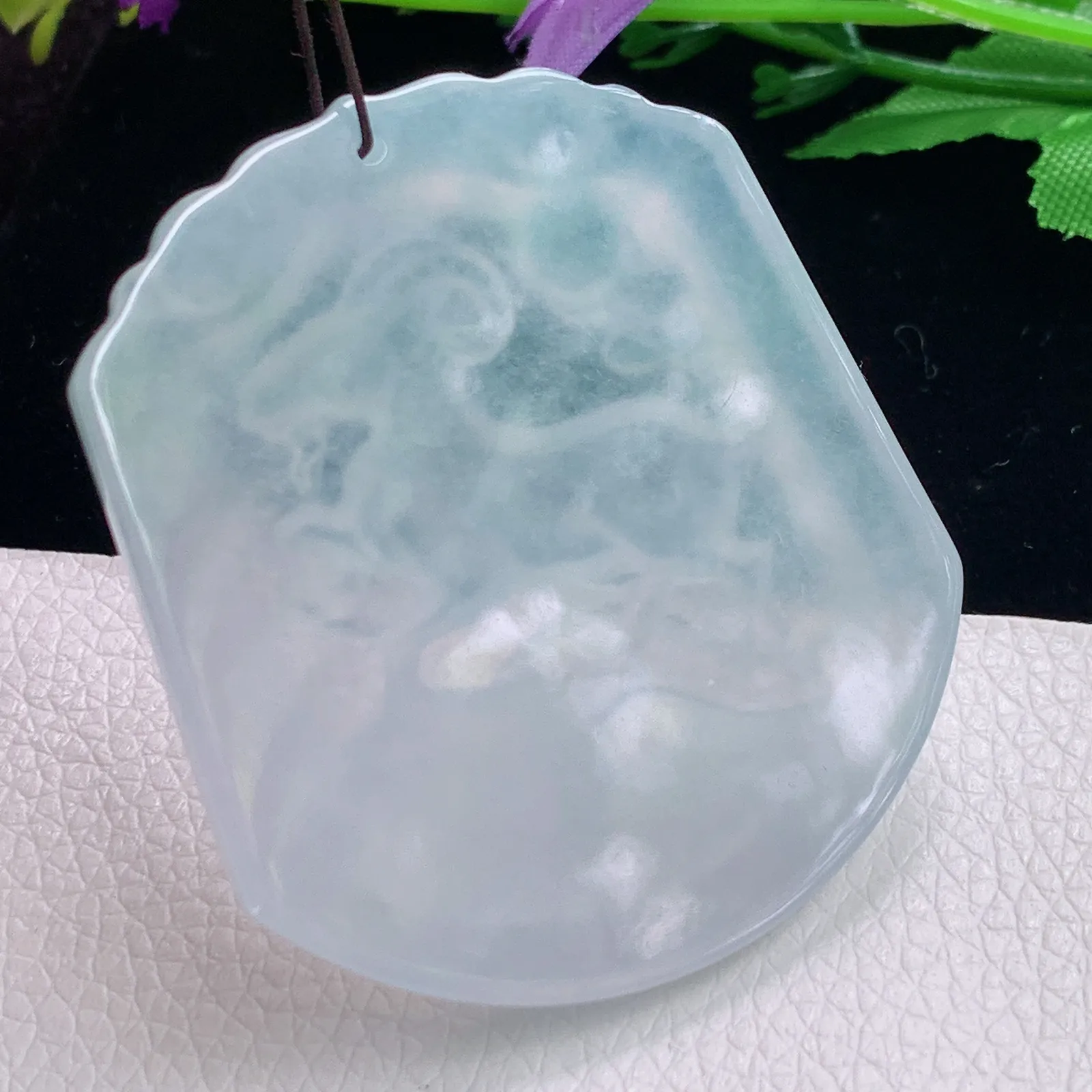 Kti实拍51.3*45.5*5.7缅甸翡翠A货冰种晴底生肖羊玉吊坠 洋洋洒洒
