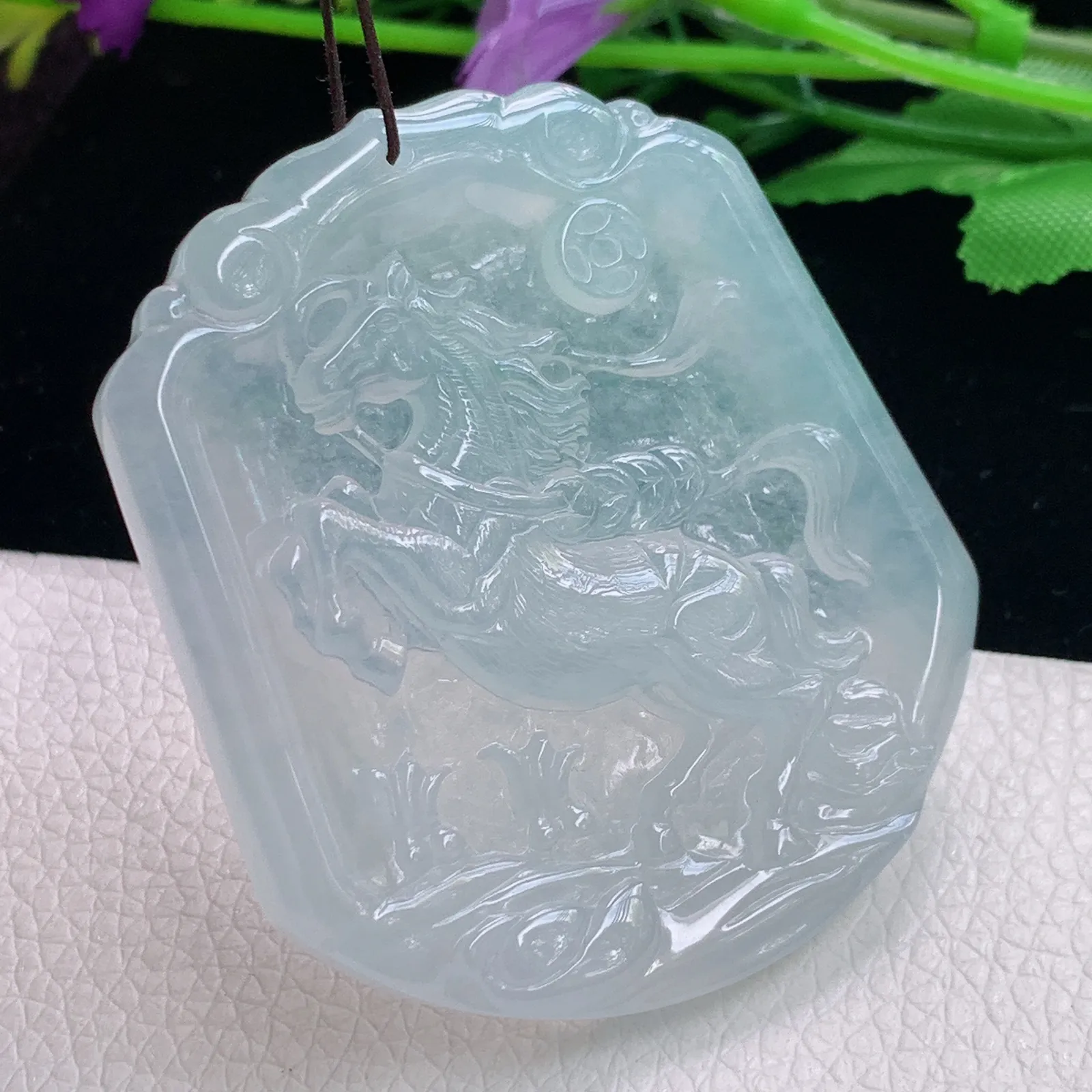 Kti实拍51.5*45.5*5.5缅甸翡翠A货冰种晴底马到功成玉吊坠 生肖马