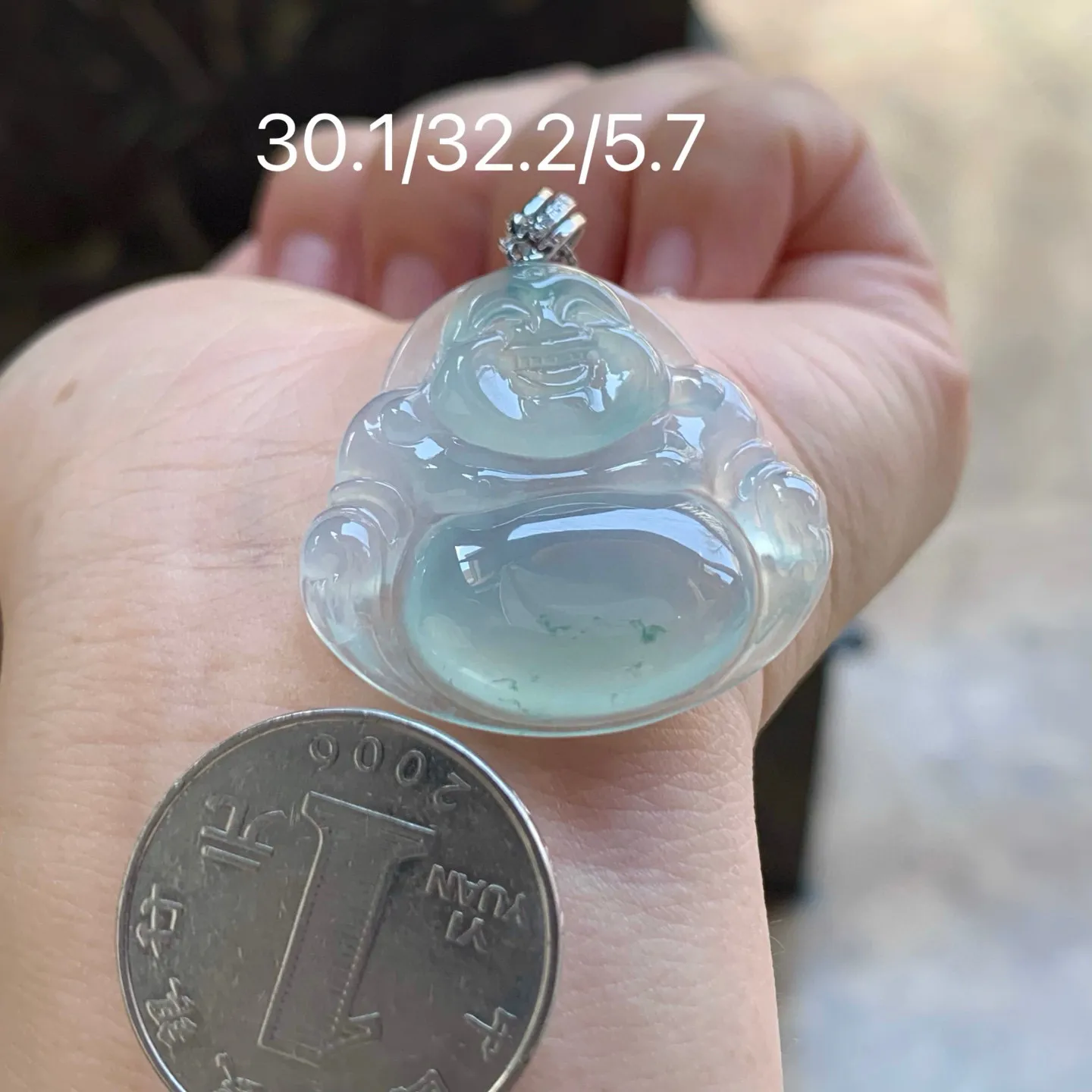 冰种坐佛
清爽 金扣