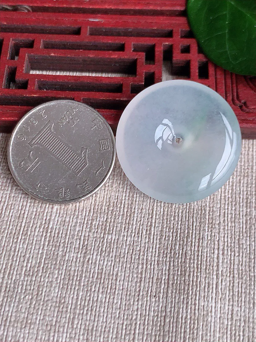 a货翡翠老坑冰种飘花平安扣吊坠 尺寸28.4×5.5mm 重量9.63g 0622