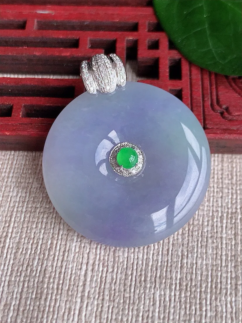 a货翡翠老坑冰种18K金伴钻镶嵌紫罗兰平安扣吊坠 尺寸35.3×29.8×6mm 重量12.78g 0622