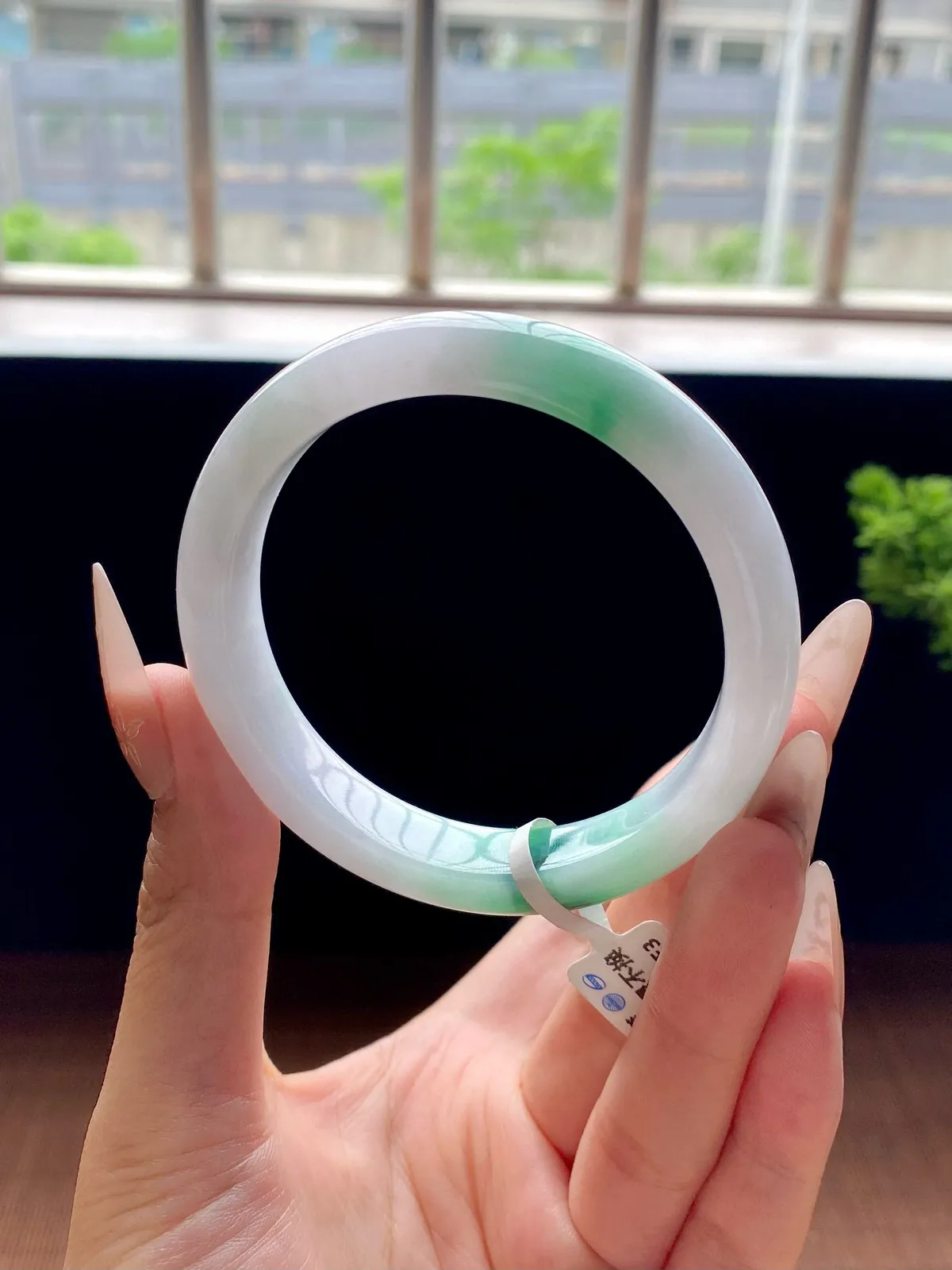 白底青正圈成品手镯
⭕️57.6-11.5-7.9