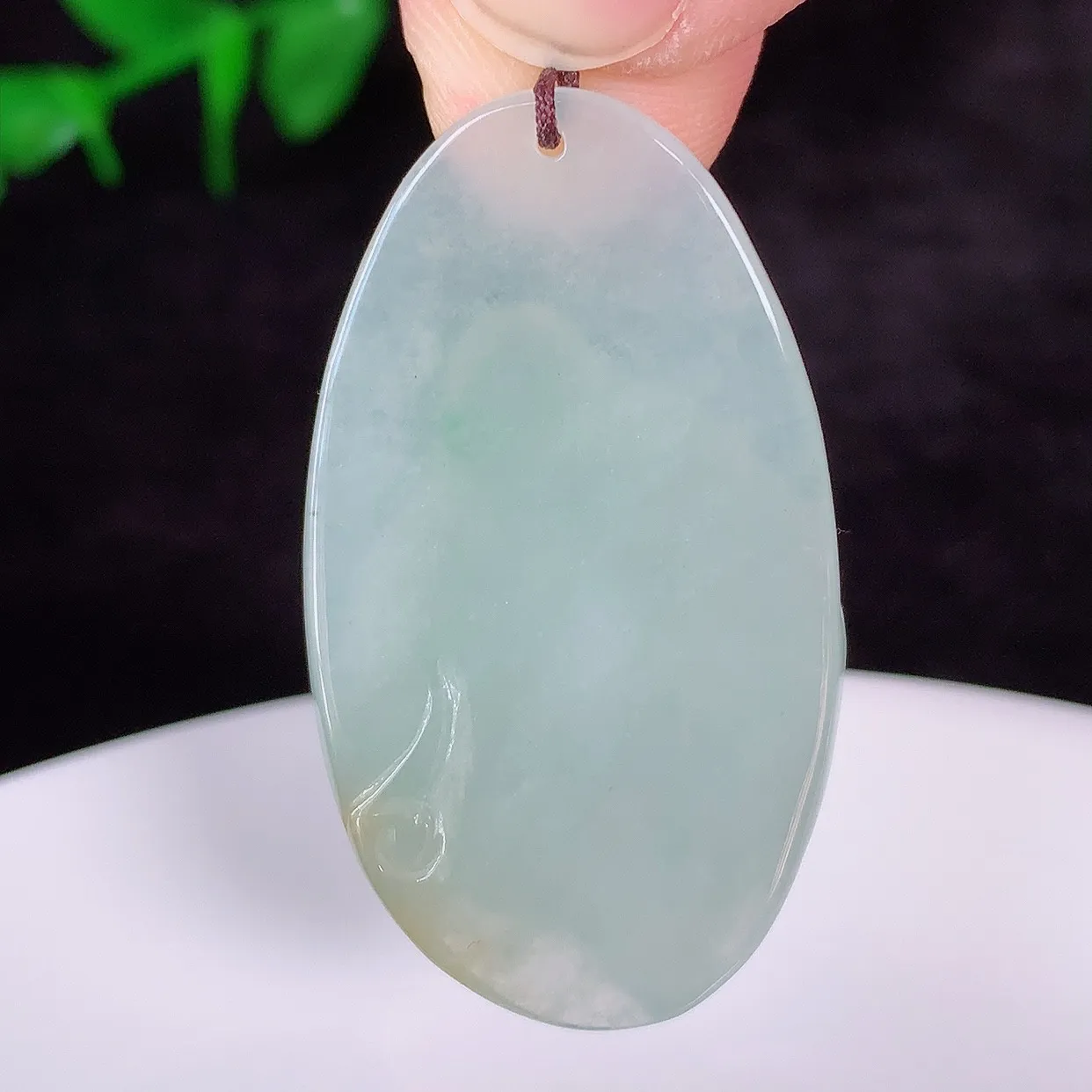 自然光实拍，冰种冰胶黄翡翡翠逍遥布袋佛吊坠，代代有钱，水足丰盈，盈满欢喜，配戴送礼佳品！#60.21