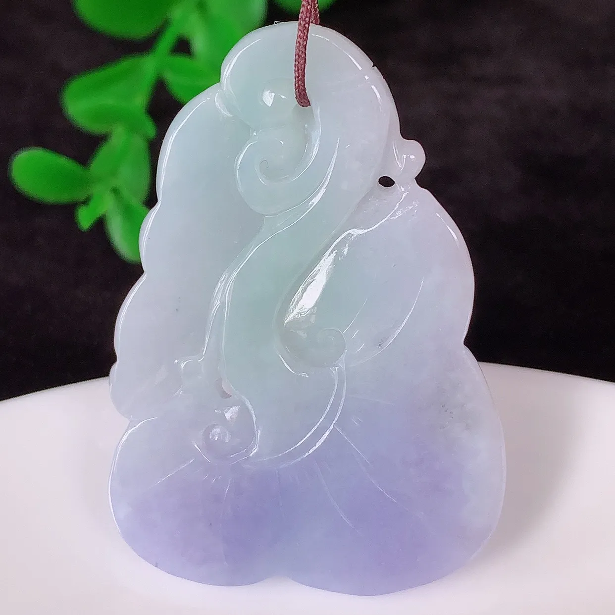 自然光实拍，冰润冰糯种紫罗兰翡翠如意吊坠，翡翠如意，上身效果非常美，饱满大气，工艺美，万事如意，如意一生 #1.21